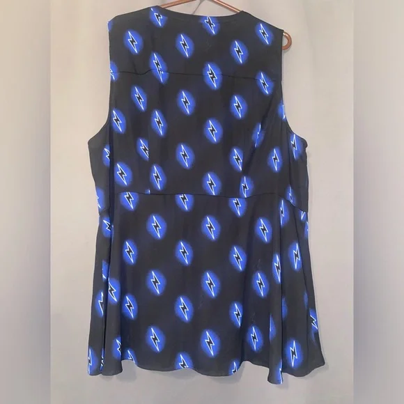 Torrid Sleeveless Blouse Sheer Black Blue Lightening Bolts Button Down tank - Picture 4 of 6